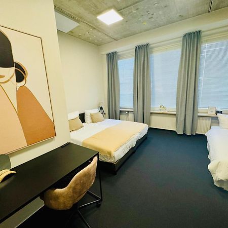 Elbapartment 29 Qm Mit Eigenem Badezimmer Hamburg Luaran gambar