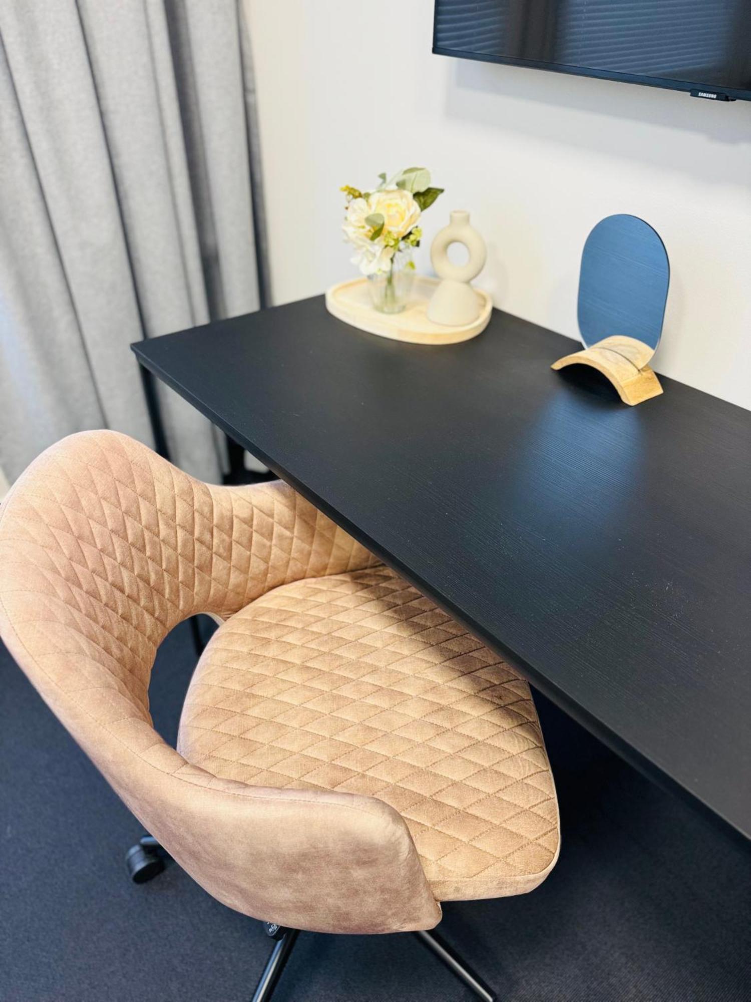 Elbapartment 29 Qm Mit Eigenem Badezimmer Hamburg Luaran gambar